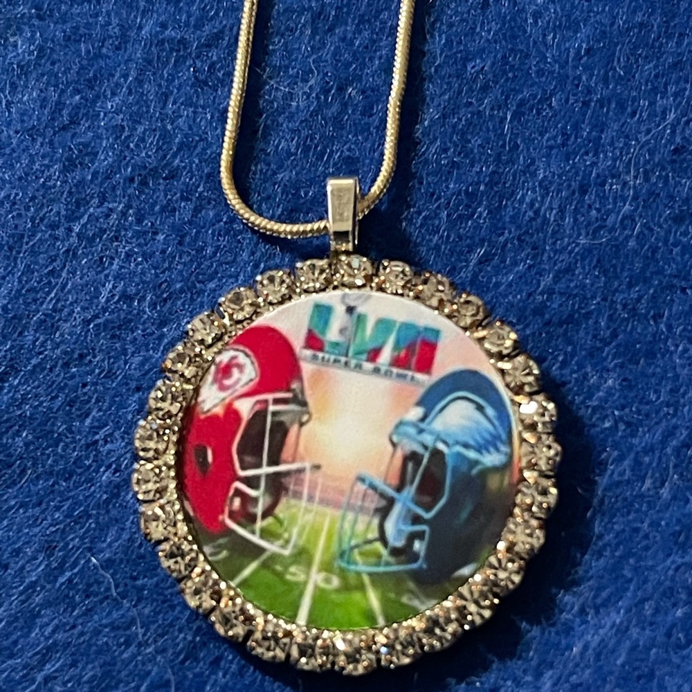 Super Bowl necklace